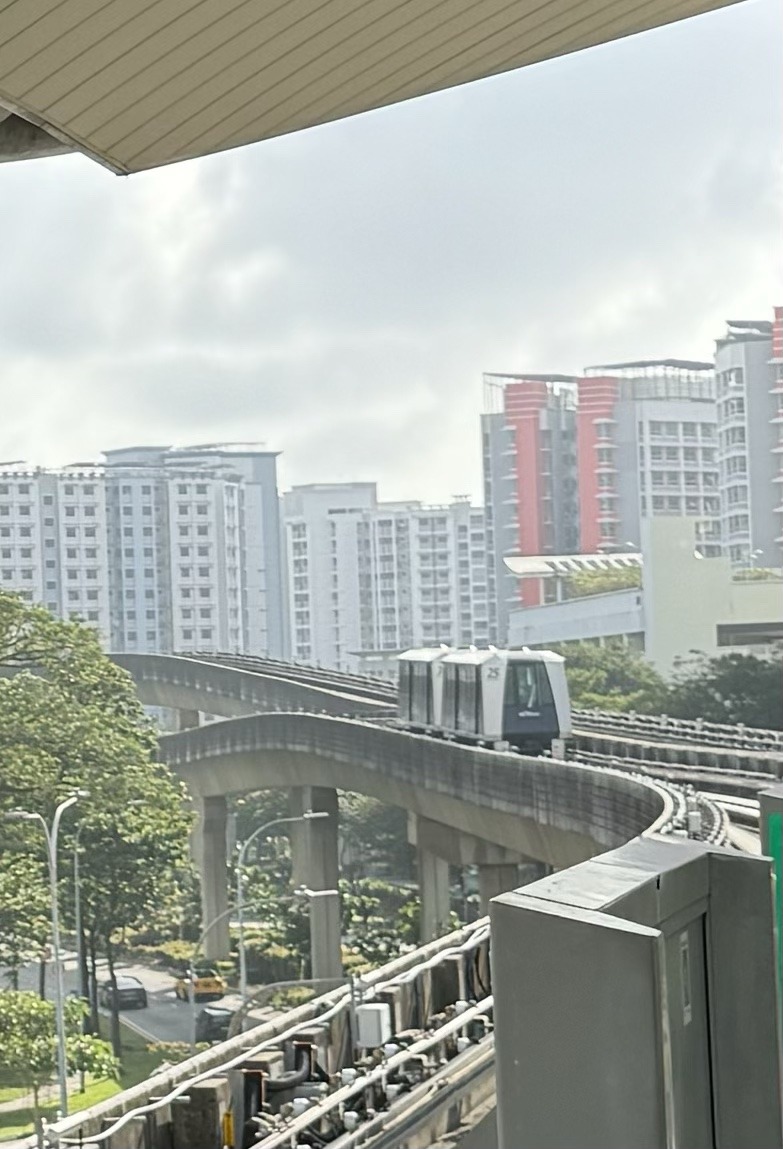 Как е решен транспорта в Сингапур